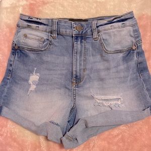 kendall+kylie icon short